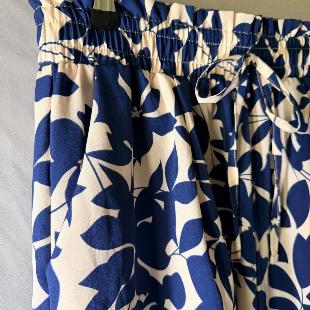 Navy/Cream Floral Wide Leg Pants Elastic Waist XL Pockets Flowy Summer Boho - Picture 3 of 6